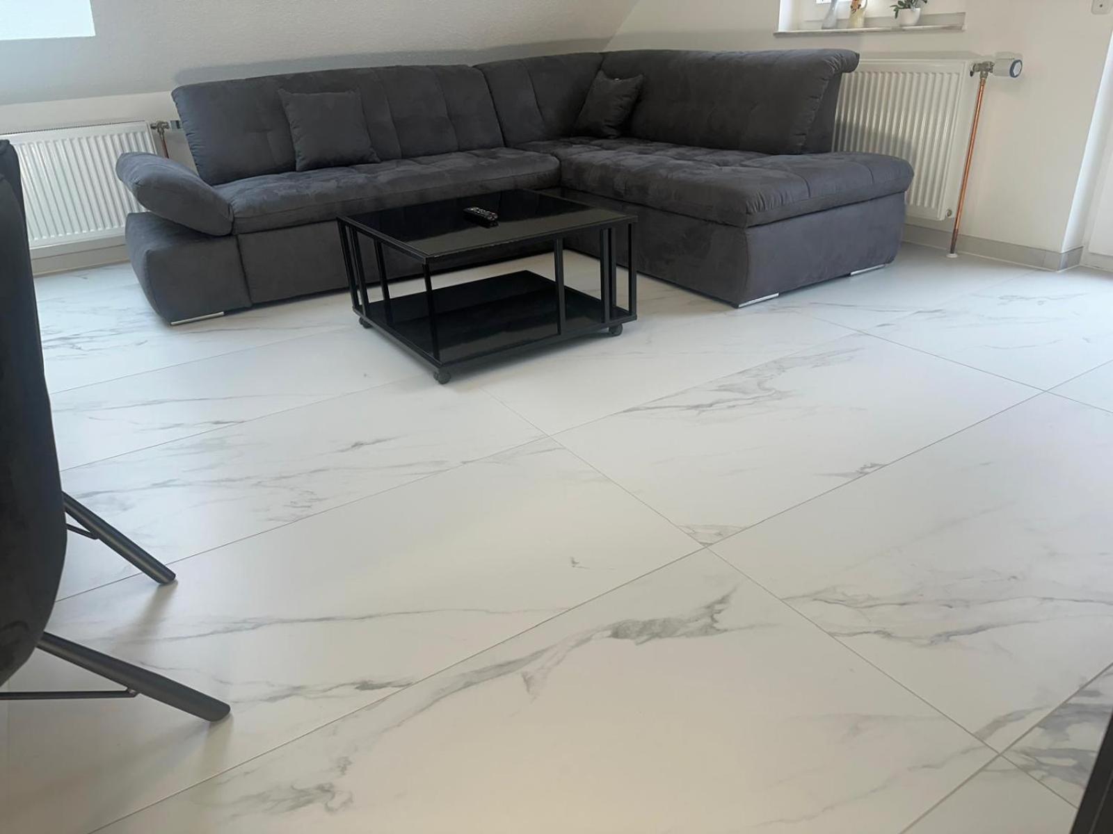 Flexible, Schoene Und Gut Aussehende Feriensuite Reutlingen Buitenkant foto