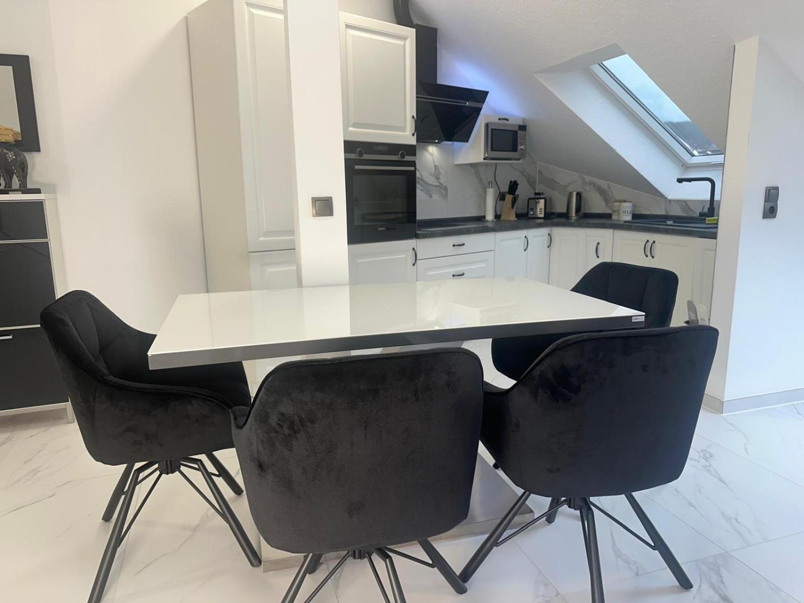 Flexible, Schoene Und Gut Aussehende Feriensuite Reutlingen Buitenkant foto